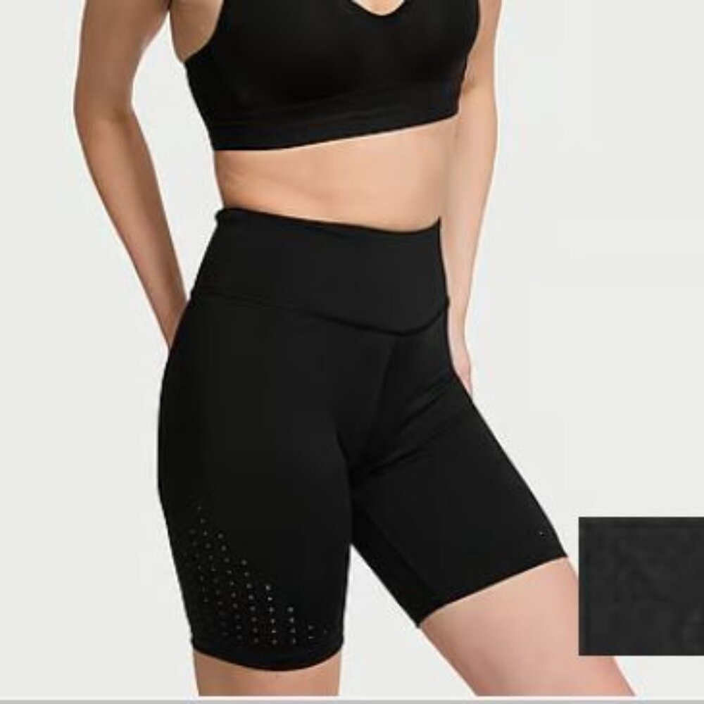 Essential High-Rise 7" Bike Shorts